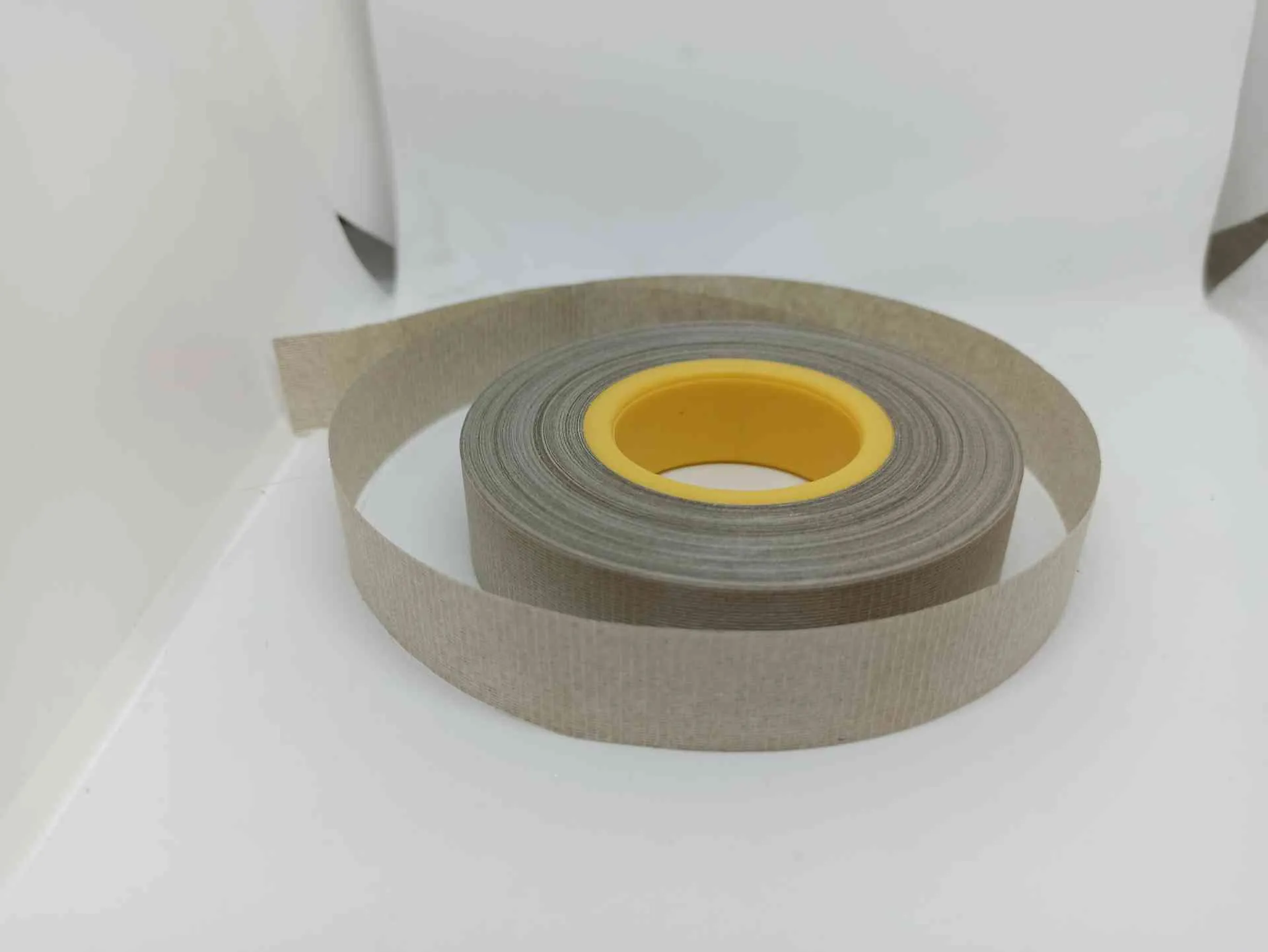 mikaЛента lfch b